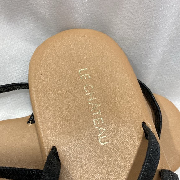 Le Chateau - Black Flat Heel Top Strap Sandals - Size 6.5 - Picture 7 of 11
